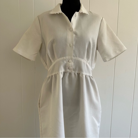 Dresses & Skirts - Vintage Off White Midi Dress
